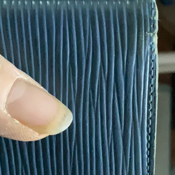 Lv Blue Eppy Wallet Slight Rubs Around Corners Used Lus - Picture 1 of 4
